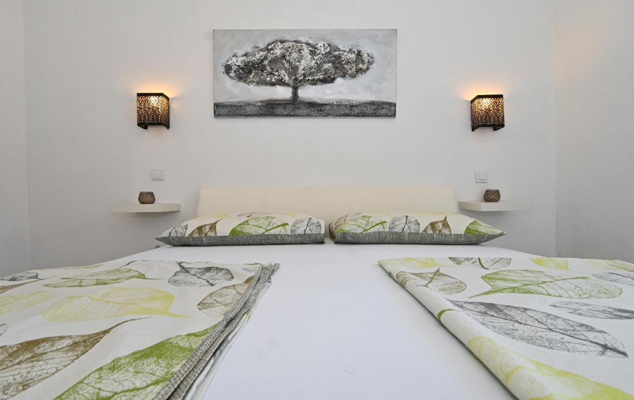 Apartments Villa Filip Trogir Zewnętrze zdjęcie